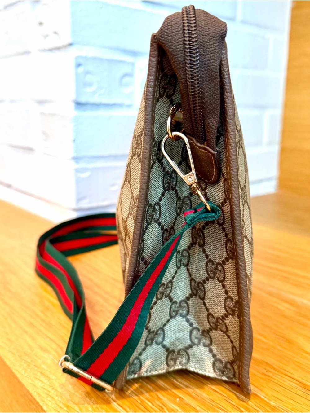 Gucci Authentic Vintage Monogram Canvas Clutch / Crossbody Bag - Picture 3 of 13